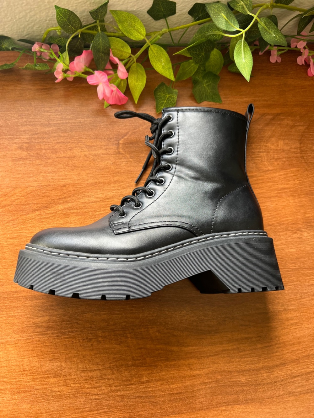 Wild fable Black Combat Lace-Up Platform Boots w 8.5 - Picture 5 of 11